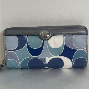 Coach Gallery Scarf Print Wallet